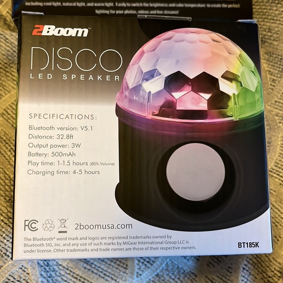 Disco LED Color Changing Speaker Wireless Streaming  From Any Bluetooth - Picture 7 of 9